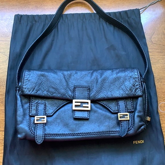 Fendi Handbags - Fendi Bag!